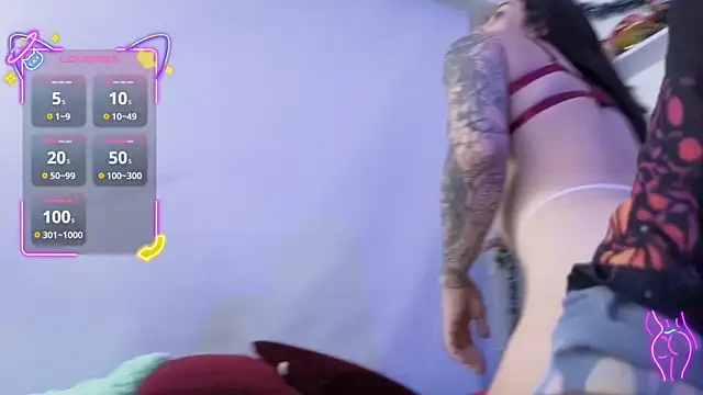 alissonandamy's cam snapshot