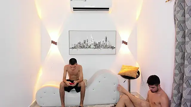 YouBratty2's cam snapshot