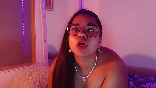 Zafiro_Evans's cam snapshot