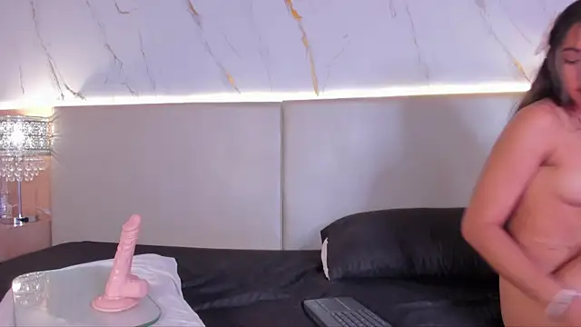 april_grey11's cam snapshot