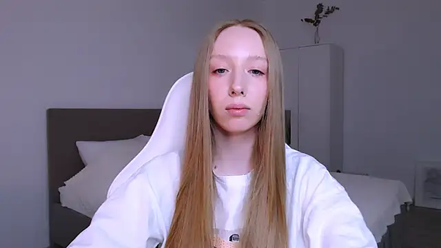 Luna_insniity's cam snapshot