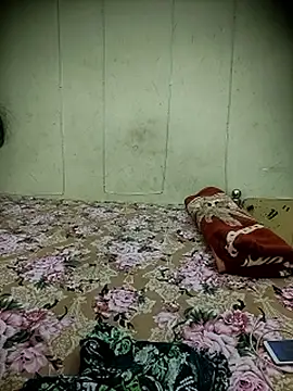 Snaya-baby's cam snapshot