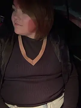 6Cum_Slut_Velma9's cam snapshot