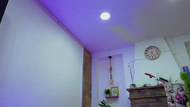 dulce_celeste15's cam snapshot