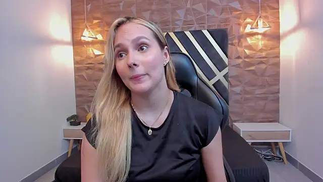 Emmaa_white_'s cam snapshot