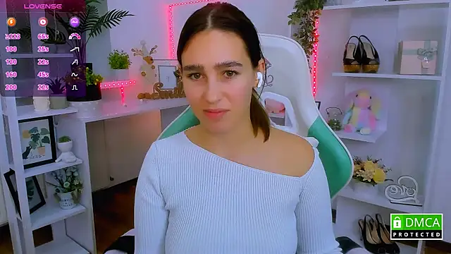 _Eliizabeth_'s cam snapshot