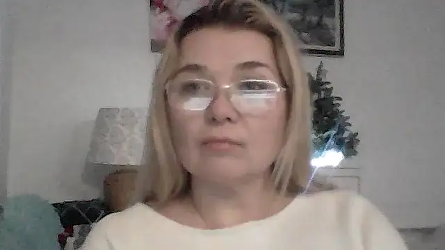 Myrienna's cam snapshot