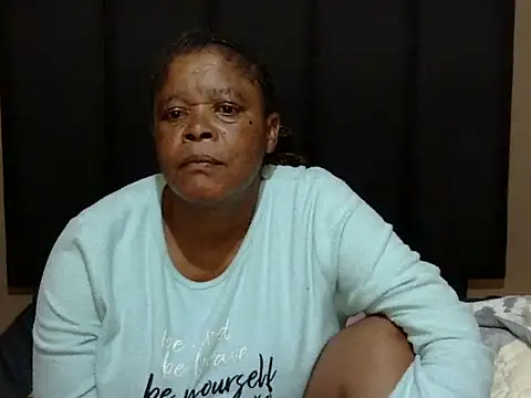 bigsexymama2's cam snapshot