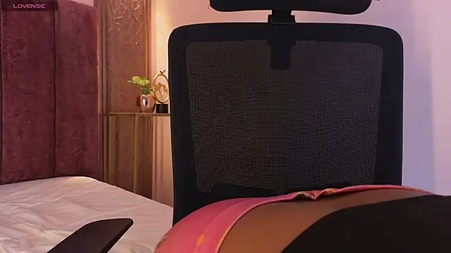 Emy_leon's cam snapshot