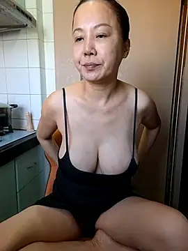 EcupLena's cam snapshot