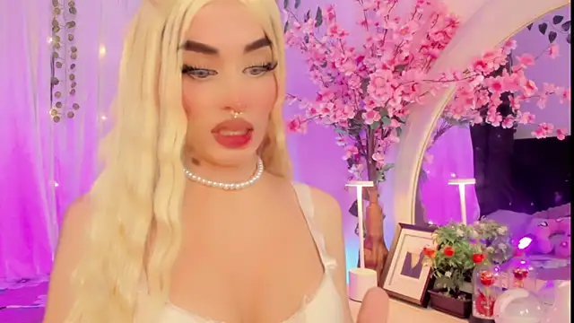 Irina_milkmaid's cam snapshot