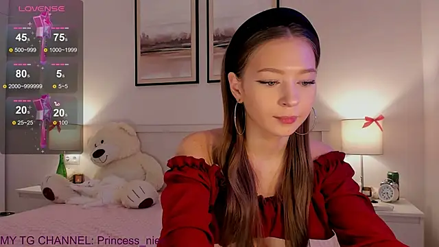 diana_nier's cam snapshot