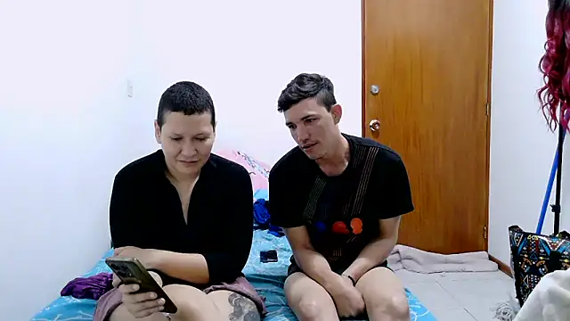 luxandracon23's cam snapshot