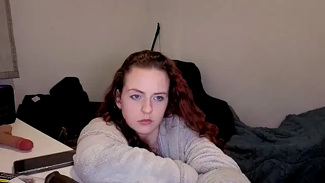 ENGLISHEMILY_69's cam snapshot