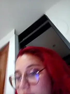 CURVY-HORNY's cam snapshot