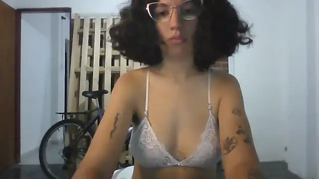 loliporomero's cam snapshot