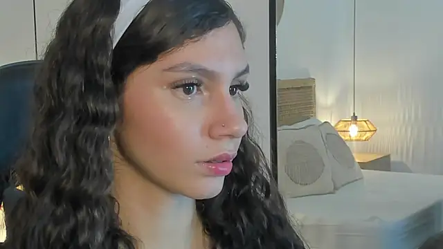 cloee20_'s cam snapshot