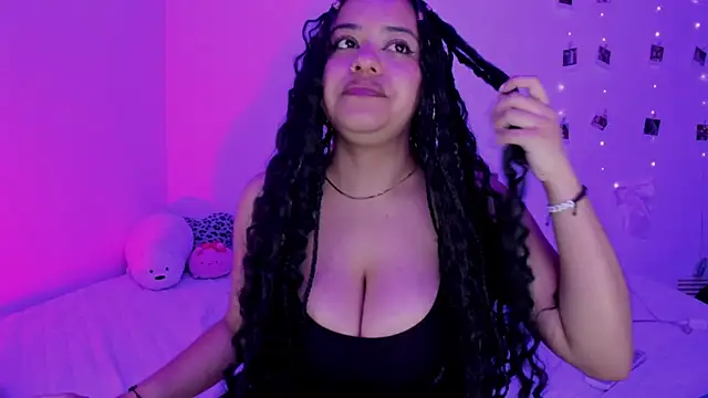 sofilunita's cam snapshot