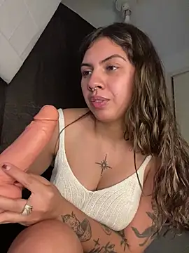 Argentiiniita's cam snapshot