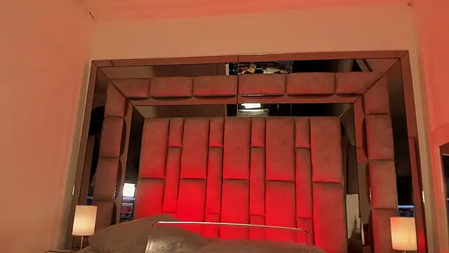 MaddyGray_'s cam snapshot