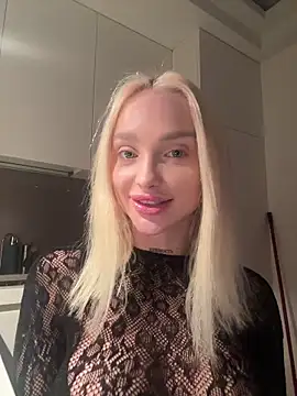 blonde_di's cam snapshot