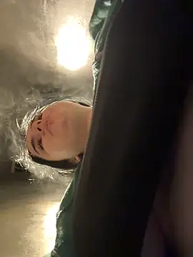 ErikaMurr's cam snapshot