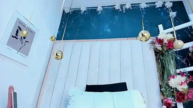 africa_holmes's cam snapshot