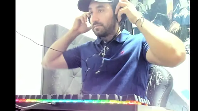 coolfriki's cam snapshot