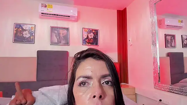 loress_ass_mature's cam snapshot