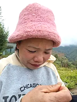 miomio-12's cam snapshot