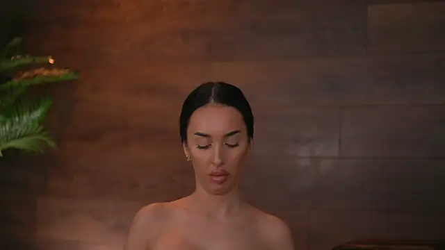 KairaAndrews's cam snapshot