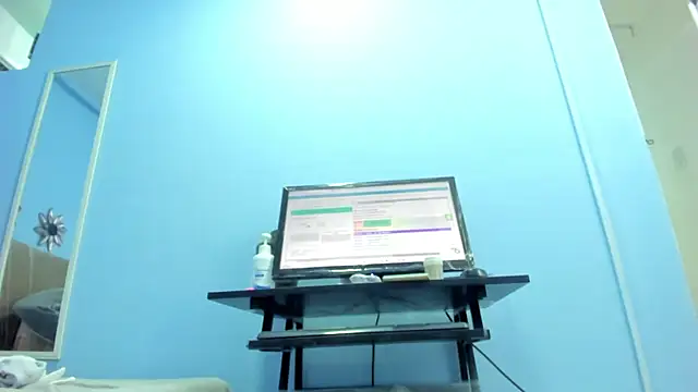 Dalia_20's cam snapshot