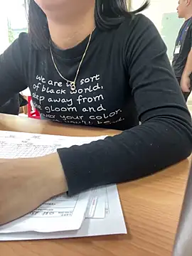 -NhaKy22's cam snapshot