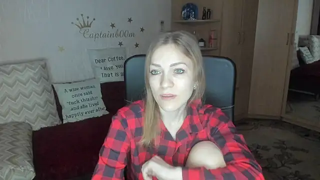 Tiffany_Bates's cam snapshot