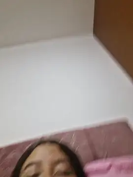 annyaparis's cam snapshot