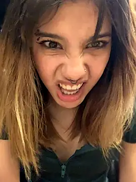 MiaaCute-'s cam snapshot