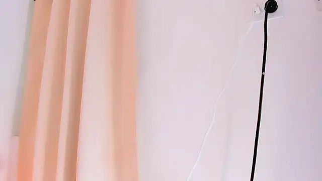 dulce_doll1's cam snapshot