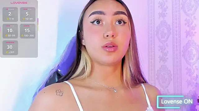 liaa_18's cam snapshot