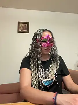 Rachelfrozono's cam snapshot