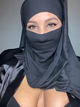 Zeynep-Lahsen's cam snapshot