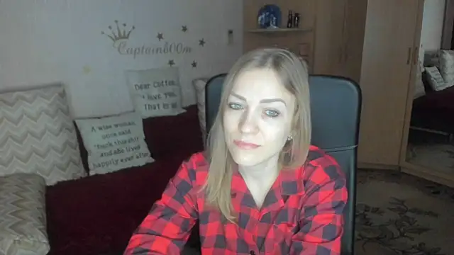 Tiffany_Bates's cam snapshot