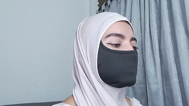 jade_nassar's cam snapshot