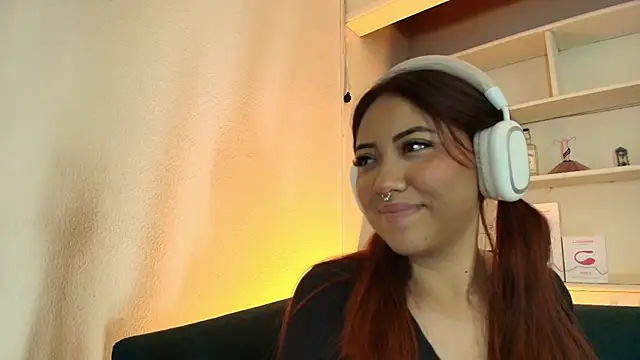 Saelivrae's cam snapshot