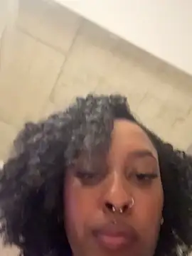 Your_Paris live sex cam