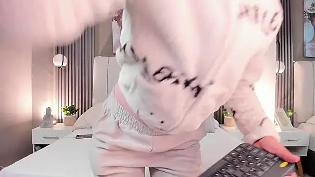 GiannaColling1's cam snapshot