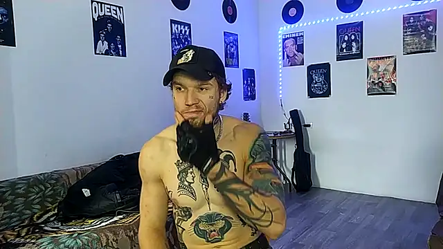 Huntall77's cam snapshot