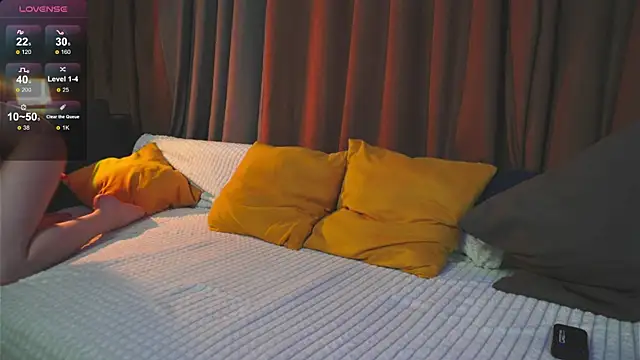 LessyLuiz's cam snapshot