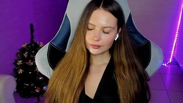 yourArya's cam snapshot