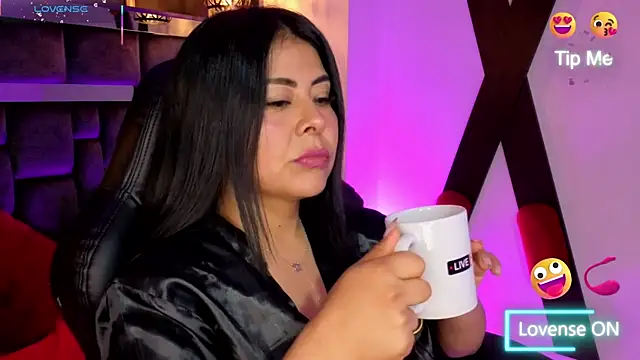 Aniajoness_'s cam snapshot