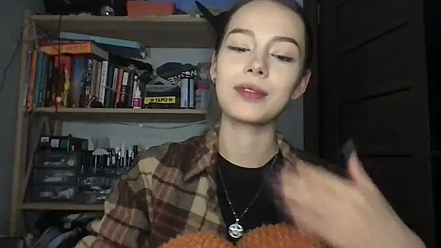 Yuna5343 live sex cam